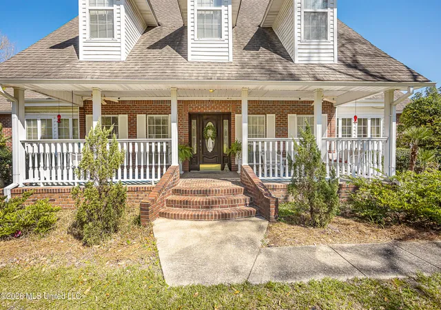Homes for sale in Moss Point, MS | 7201 Bentwood Dr, Moss Point, MS 39562 | MLS# 4135658
