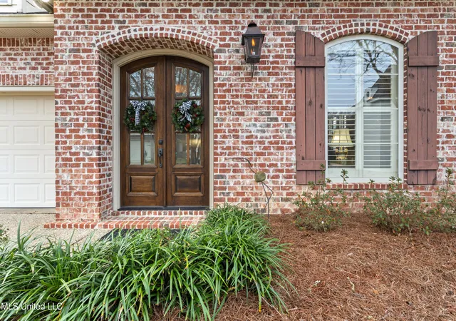 Homes for sale in Ocean Springs, MS | 3939 Acadian Village Dr, Ocean Springs, MS 39564 | MLS# 4135671
