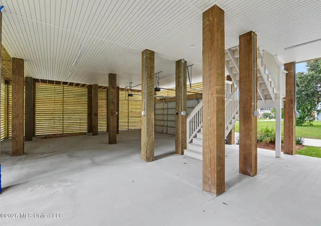 Photo 4 of Single family home for sale at 120 Beachview Dr, Pass Christian, MS 39571 | MLS# 4147185 | Listing updated on 2026-08-20