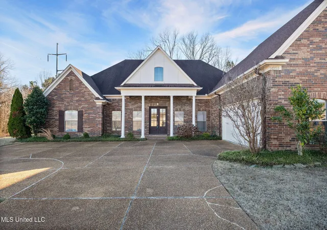 Photo 2 of Sale Pending at 14259 Chapel Ridge Trl, Olive Branch, MS 38654 | MLS# 4136152 | Listing updated on 2026-03-28