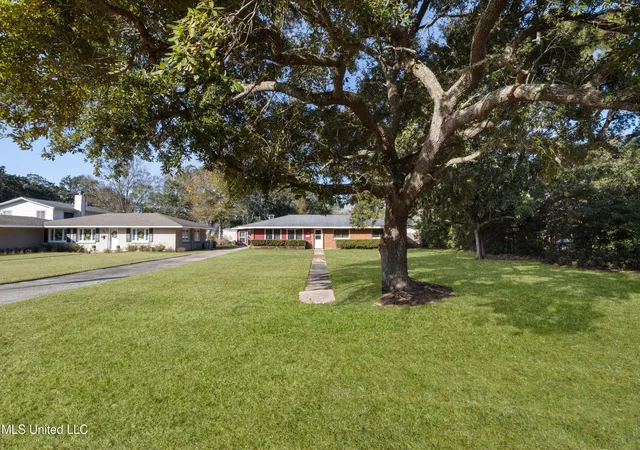 2nd image of 4111 Washington Ave, Gulfport, MS 39507 | MLS# 4137683