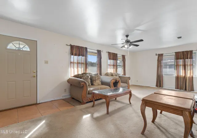 4th image of 4111 Washington Ave, Gulfport, MS 39507 | MLS# 4137683
