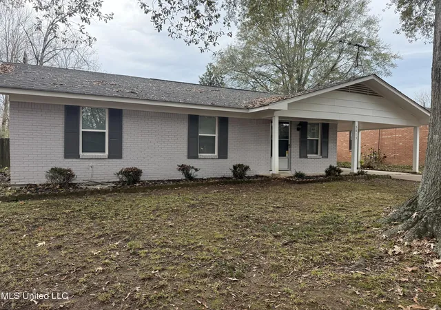 Homes for sale in Horn Lake, MS | 5813 Laurie Dr, Horn Lake, MS 38637 | MLS# 4139128