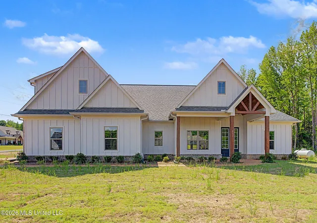 Homes for sale in Hernando, MS | 4677 Taylor Trl, Hernando, MS 38632 | MLS# 4136701
