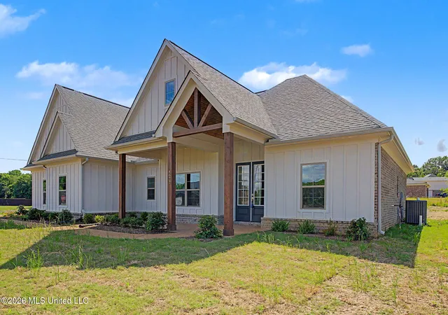 Homes for sale in Hernando, MS | 4677 Taylor Trl, Hernando, MS 38632 | MLS# 4136701