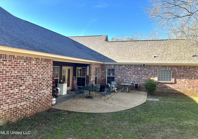 Homes for sale in Florence, MS | 506 Orchard Brook Ct, Florence, MS 39073 | MLS# 4136760