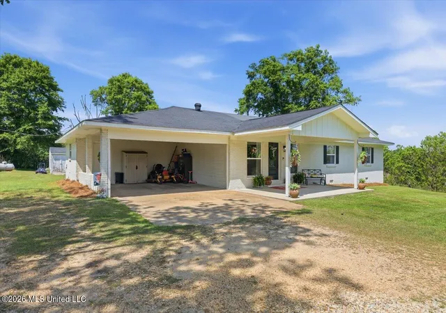 Homes for sale in Mendenhall, MS | 144 Walter Jones Rd, Mendenhall, MS 39114 | MLS# 4137563