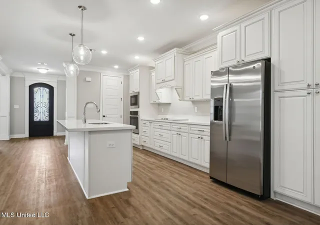 Photo 3 of Sale Pending at 10587 Landon Meadows Dr, Gulfport, MS 39503 | MLS# 4137046 | Listing updated on 2026-08-01