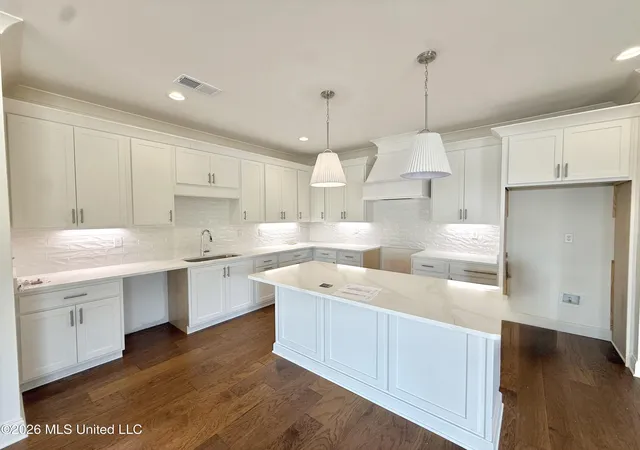 Photo 3 of Single family home for sale at 6525 Westland Ct, Southaven, MS 38672 | MLS# 4137099 | Listing updated on 2026-06-04