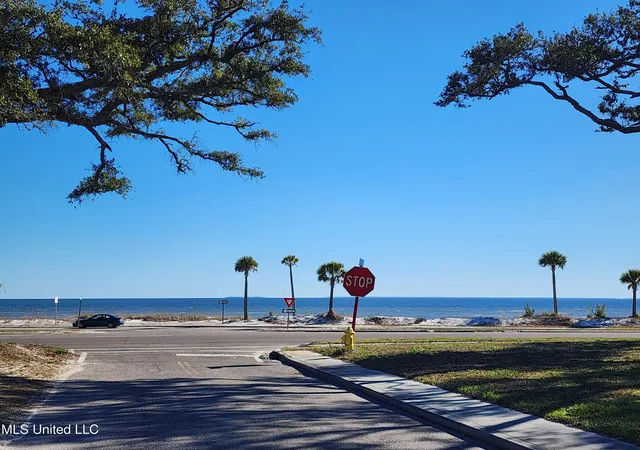 1st image of 627 Hardy Ave, Gulfport, MS 39501 | MLS# 4137632