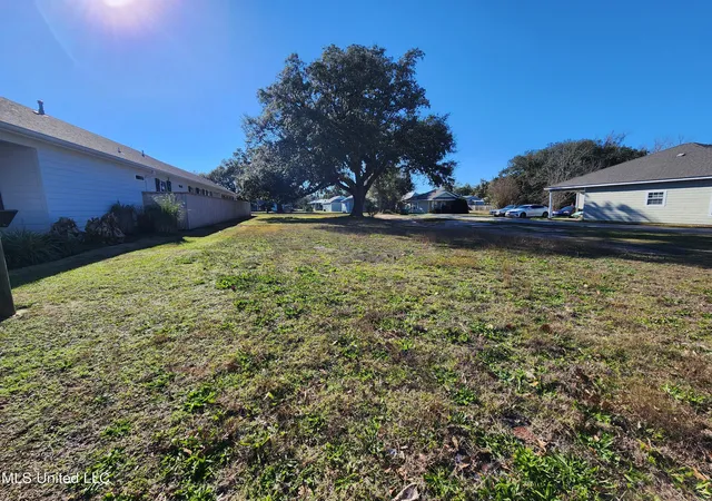 2nd image of 627 Hardy Ave, Gulfport, MS 39501 | MLS# 4137632