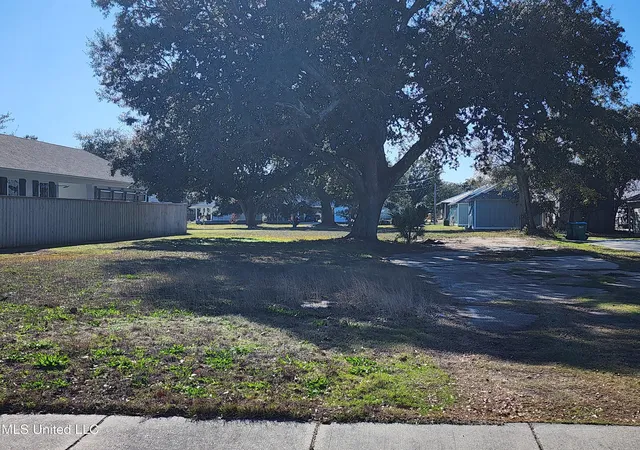 Photo 3 of Land for sale at 627 Hardy Ave, Gulfport, MS 39501 | MLS# 4137632 | Listing updated on 2026-07-16
