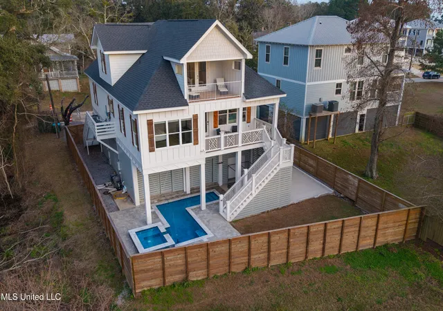 1st image of 419 Martin Ave, Ocean Springs, MS 39564 | MLS# 4139821