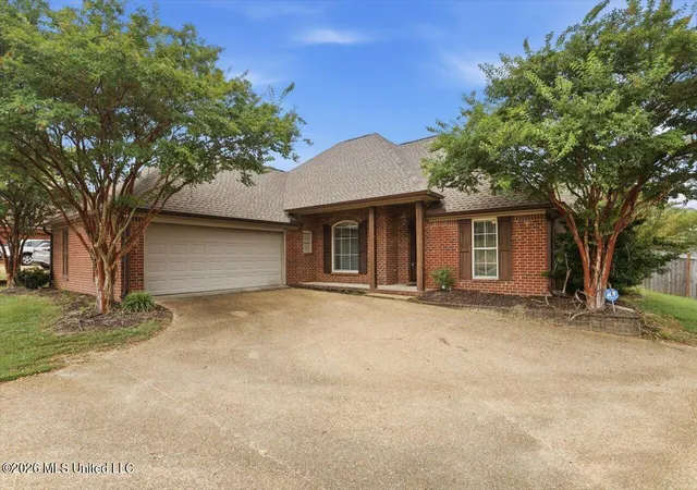 Photo 1 of Single family home for sale at 400 N Haven Ct, Brandon, MS 39047 | MLS# 4137756 | Listing updated on 2026-09-21