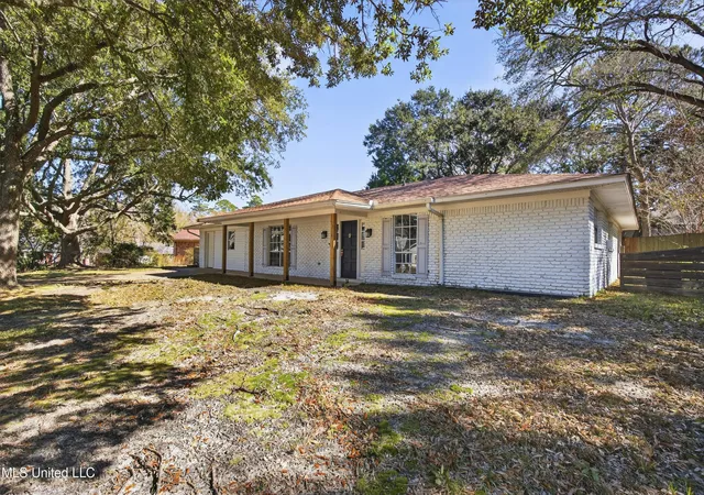 2nd image of 3306 Nottingham Rd, Ocean Springs, MS 39564 | MLS# 4138141