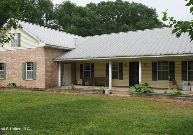 Photo 2 of Sale Pending at 571 Mississippi 583, Tylertown, MS 39667 | MLS# 4137551 | Listing updated on 2026-03-30