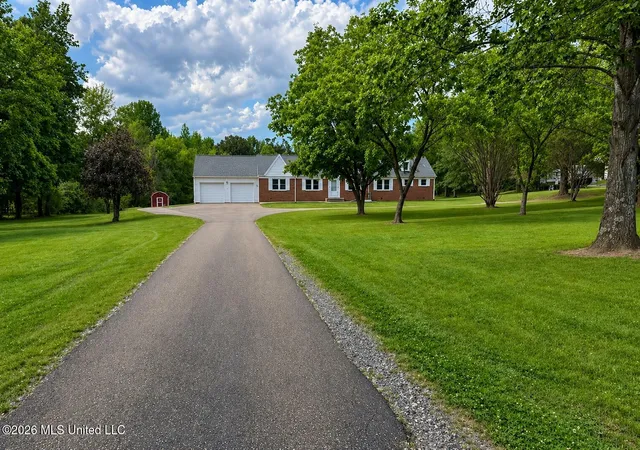 Homes for sale in Olive Branch, MS | 9338 E Broadway Rd, Olive Branch, MS 38654 | MLS# 4137565