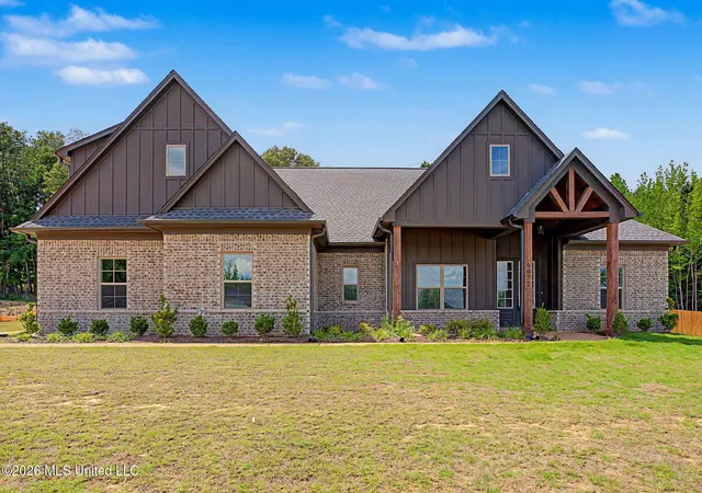 Photo 1 of Single family home for sale at 9072 Treadway Crk, Hernando, MS 38632 | MLS# 4137880 | Listing updated on 2026-09-12