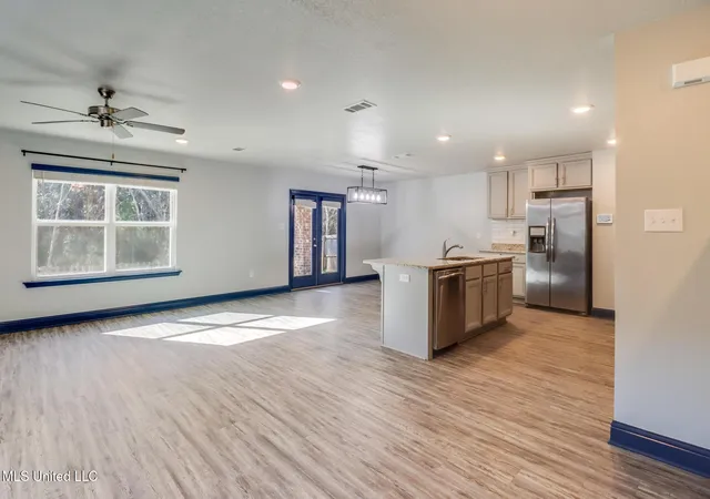 Photo 2 of Single family home for sale at 5261 Overland Dr, Biloxi, MS 39532 | MLS# 4138015 | Listing updated on 2026-03-30