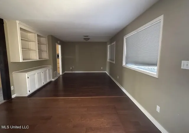 Photo 2 of Single family home for sale at 235 Pimlico Pl, Jackson, MS 39211 | MLS# 4137974 | Listing updated on 2026-07-21