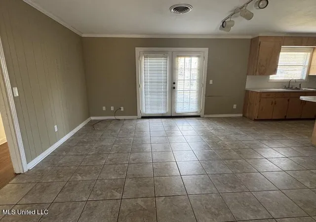 Photo 3 of Single family home for sale at 235 Pimlico Pl, Jackson, MS 39211 | MLS# 4137974 | Listing updated on 2026-07-21