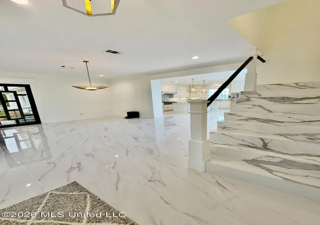 Photo 3 of Single family home for sale at 104 Two Lakes Dr, Madison, MS 39110 | MLS# 4138435 | Listing updated on 2026-09-14