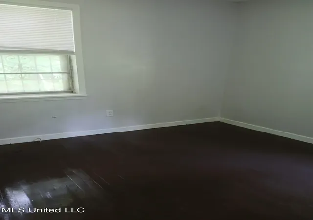 Photo 4 of Single family home for sale at 2858 Queensroad Ave, Jackson, MS 39213 | MLS# 4138168 | Listing updated on 2026-05-12
