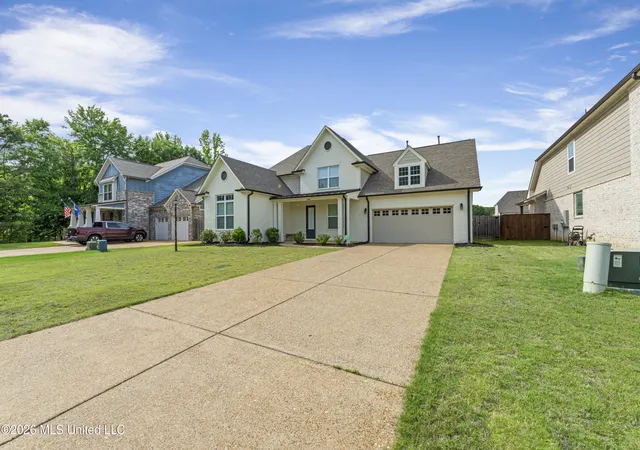 Photo 2 of Sale Pending at 13604 Live Oak Loop, Olive Branch, MS 38654 | MLS# 4138252 | Listing updated on 2026-08-22