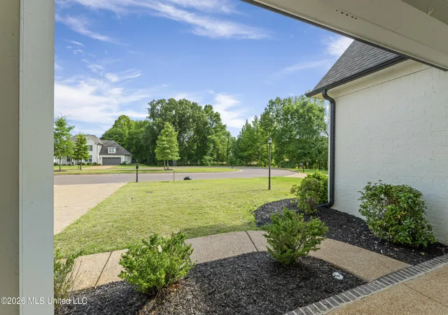 Photo 4 of Sale Pending at 13604 Live Oak Loop, Olive Branch, MS 38654 | MLS# 4138252 | Listing updated on 2026-08-22