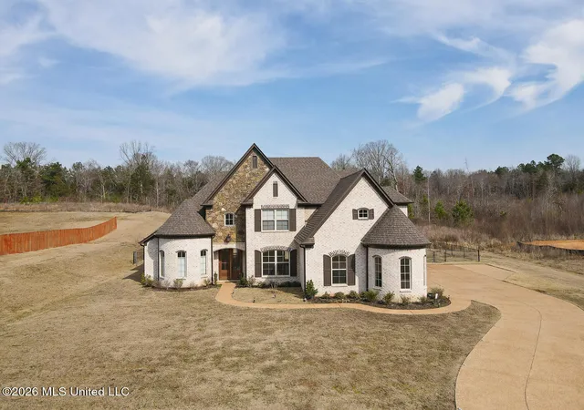 Homes for sale in Holly Springs, MS | 224 Poplar Ln, Holly Springs, MS 38635 | MLS# 4138476