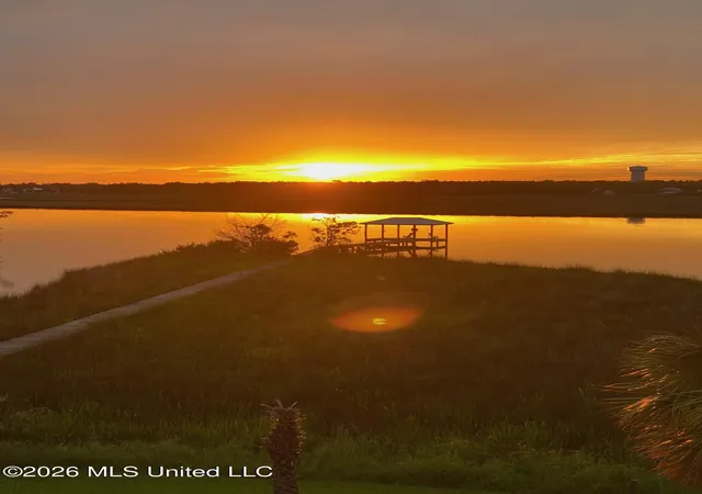 5th image of 957 N Shore Dr, Biloxi, MS 39532 | MLS# 4140162