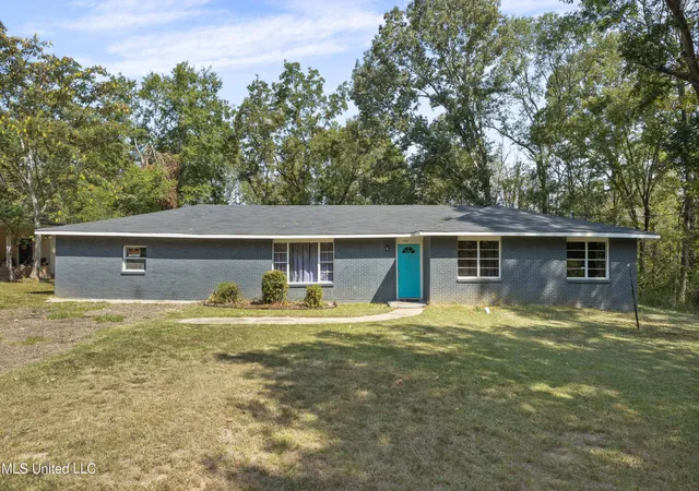 Photo 1 of Single family home for sale at 1208 Cooper Rd, Jackson, MS 39212 | MLS# 4138536 | Listing updated on 2026-07-21