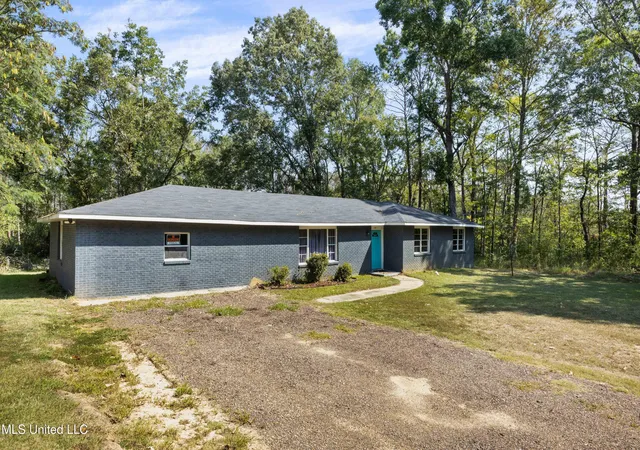 Photo 2 of Single family home for sale at 1208 Cooper Rd, Jackson, MS 39212 | MLS# 4138536 | Listing updated on 2026-07-21