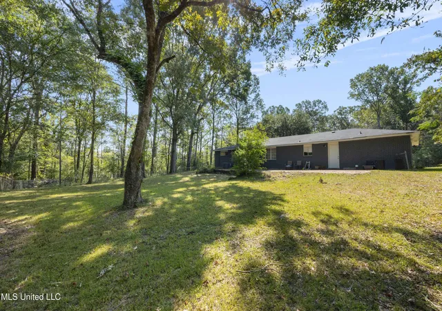 Photo 3 of Single family home for sale at 1208 Cooper Rd, Jackson, MS 39212 | MLS# 4138536 | Listing updated on 2026-07-21