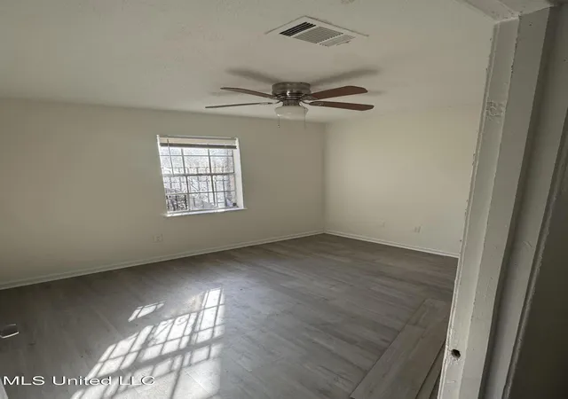 Photo 3 of Single family home for sale at 2806 Tara Rd, Jackson, MS 39212 | MLS# 4140694 | Listing updated on 2026-05-15