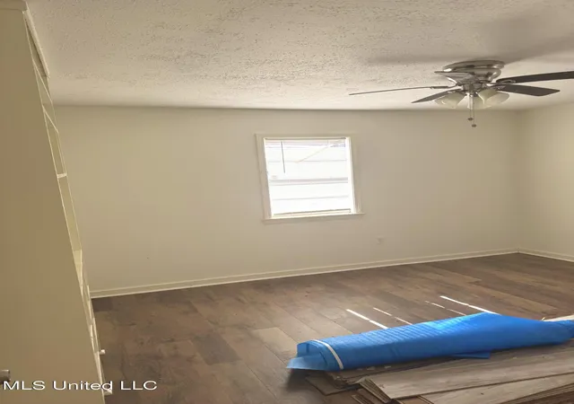 Photo 4 of Single family home for sale at 410 Oneida Ave, Jackson, MS 39212 | MLS# 4139336 | Listing updated on 2026-05-15