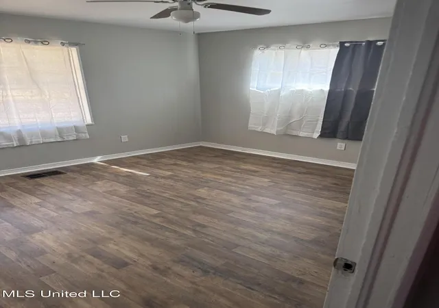 Photo 2 of Single family home for sale at 3251 Corey Dr, Jackson, MS 39212 | MLS# 4139337 | Listing updated on 2026-05-15