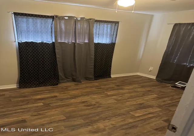 Photo 3 of Single family home for sale at 3251 Corey Dr, Jackson, MS 39212 | MLS# 4139337 | Listing updated on 2026-05-15