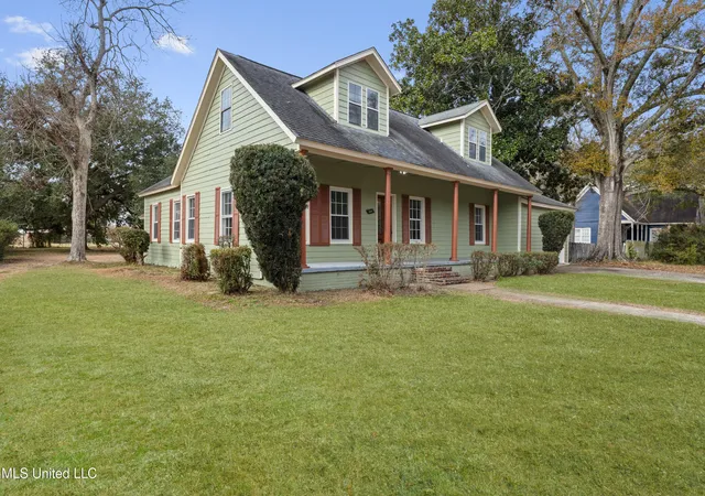 Photo 2 of Single family home for sale at 4418 Welch Ave, Moss Point, MS 39563 | MLS# 4139176 | Listing updated on 2026-04-06