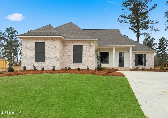 1st image of 115 Hutto Ln, Madison, MS 39110 | MLS# 4138803