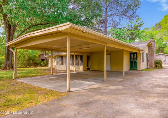 3rd image of 5804 Sedgwick Dr, Jackson, MS 39211 | MLS# 4138847