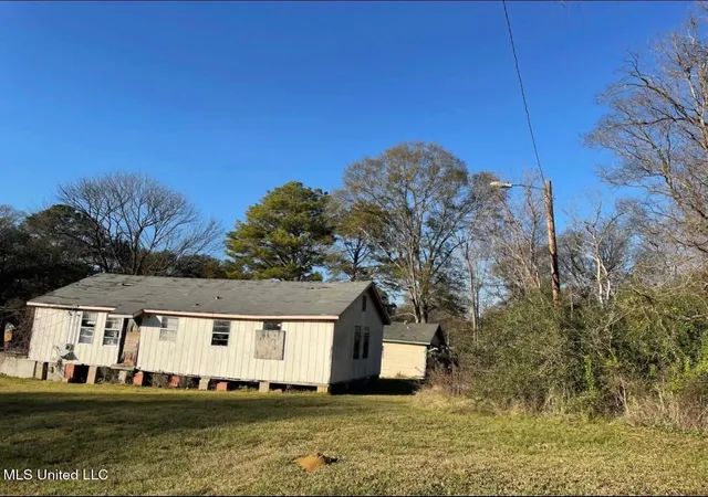 Homes for sale in Jackson, MS | 1016 18 Eminence Row, Jackson, MS 39213 | MLS# 4138966