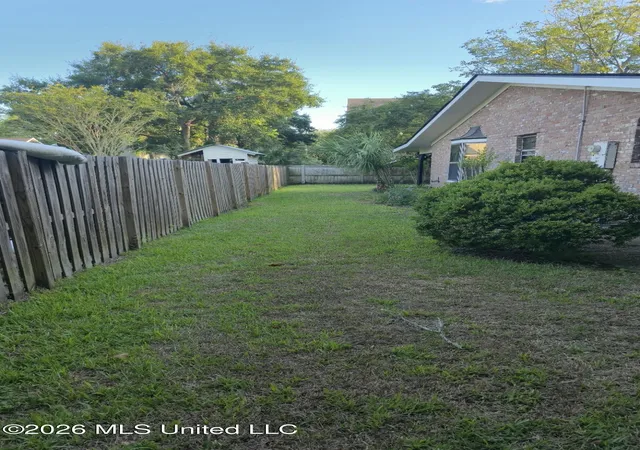 Photo 3 of Single family home for sale at 1306 Short Ave, Pascagoula, MS 39567 | MLS# 4139089 | Listing updated on 2026-09-09