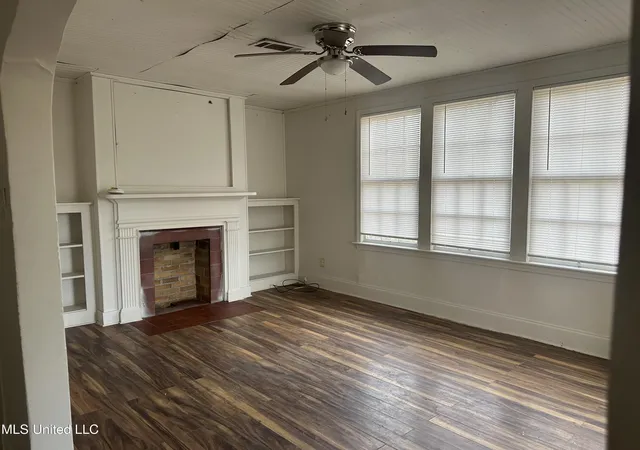 Photo 2 of Single family home for sale at 4413 Dixie Dr, Jackson, MS 39209 | MLS# 4139192 | Listing updated on 2026-08-21