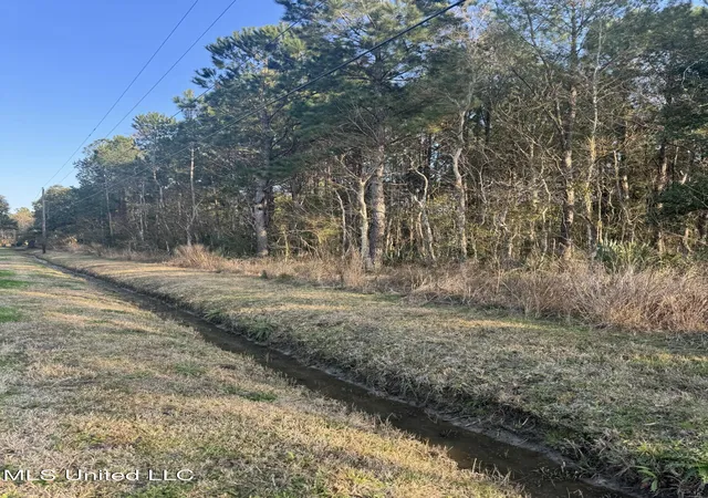 Photo 3 of Land for sale at Lot 20-21 13th St, Bay Saint Louis, MS 39520 | MLS# 4139270 | Listing updated on 2026-03-30
