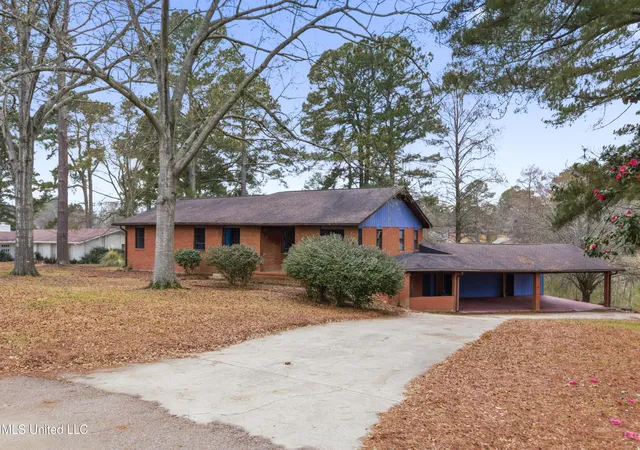 1st image of 329 Arapaho Ln, Madison, MS 39110 | MLS# 4143026
