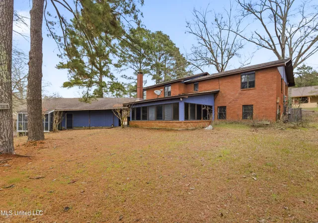 3rd image of 329 Arapaho Ln, Madison, MS 39110 | MLS# 4143026