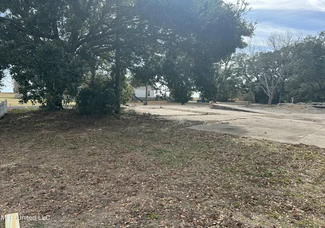 Photo 3 of Land for sale at 817 Martin Ave, Gulfport, MS 39507 | MLS# 4139385 | Listing updated on 2026-03-30