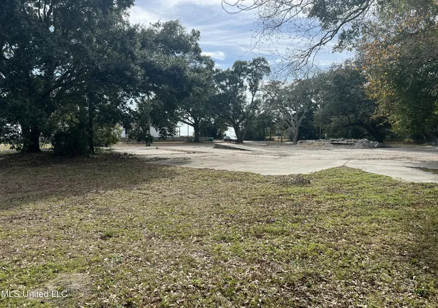 Photo 3 of Land for sale at 817 Martin Ave, Gulfport, MS 39507 | MLS# 4139385 | Listing updated on 2026-03-30
