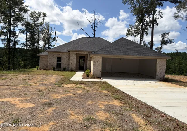 Photo 1 of Sale Pending at 589 Mt Zion Rd, Wesson, MS 39191 | MLS# 4140156 | Listing updated on 2026-09-10